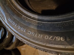 195/70R15C - 2