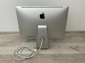 Apple iMac 21,5" (Mid 2011) - 2