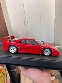 Ferrari F40 1987 red 1:18 Top Marques Collectibles - 2