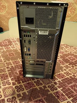 Fujitsu Celsius W530,Intel Xeon,16 GB ram,ssd,hdd - 2