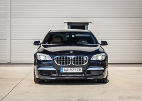 BMW Rad 7 740d - 2