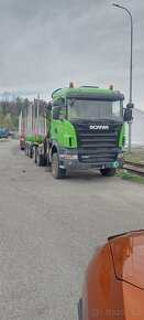 SCANIA 6x6 s HR Epsilon + roztahovací návěs UMIKOV. Lesák, l - 2