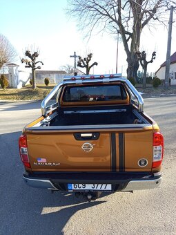 Nissan Navara np300 - 2