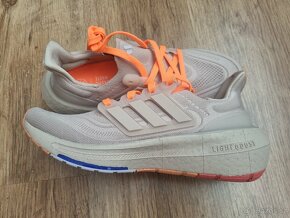 Adidas Ultraboost light, vel. 40. - 2