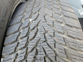 Prodám zimní kola 215/60 R16 99H - 2