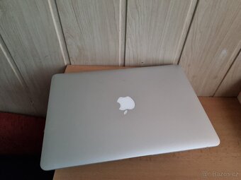 MacBook Air 13 - 2