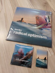 Dua Lipa Radical Optimism DELUXE balicek LP, CD, MC + podpis - 2