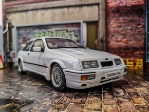 Ford Sierra Cosworth 1:18 Autoart - 2