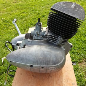 Motor Jawa Švéd, Jawa Monark 250-553. - 2