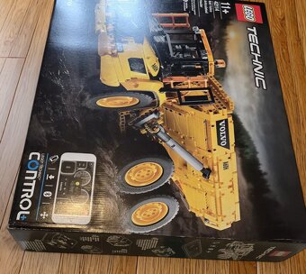 LEGO Technic 42114 Kloubový dampr Volvo 6x6 - 2