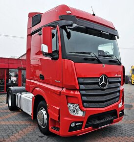 Mercedes-Benz Actros 1845 - tahač návěsů - 2