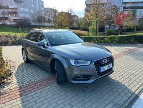 Audi A3 SPORTBACK/16TDI/2013/Manuál/Navigace/Xenon/PDC - 2