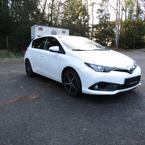 Toyota Auris 1,2T 85kw, EDITION, 2017, Benzín, 4válec - 2