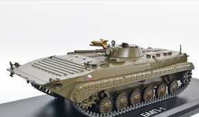 Model 1:43 - 2