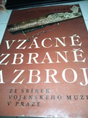 Kniha vzácné zbraně a zbroj - 2