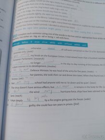 GRAMMAR AND VOCABULARY CAMBRIDGE ENGLISH - 2