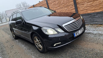 Mercedes-Benz W212 E 220cdi Elegance, r.2010 - 2