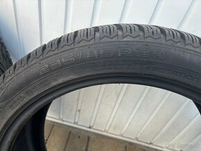 Zánovní zimní pneu Nokian 235/45/20 R20 Kodiaq - 2