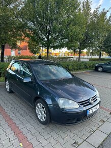 Volkswagen Golf 5 - 2