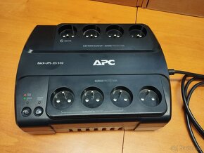 Záložní zdroj APC Back-UPS ES550 - 2