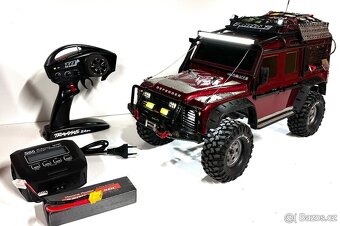 Traxxas TRX-4 Land Rover Defender 4x4 v MEGA tuningu - kompl - 2