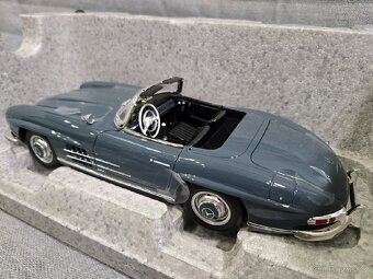 Mercedes Benz 300 SL roadster 1:18 Norev - 2