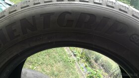 Goodyear Eficientgrip 225/65R17 M+S - 2