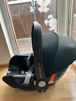 Britax Römer Baby Safe 2 i size - 2