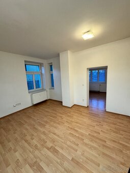 Pronájem bytu 2+KK, 45 m² – Brno Řečkovice, ul. Banskobystri - 2