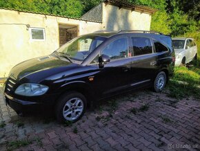 SsangYong Rodius 2.7XDi - AWD - automat - MPV - 7 míst - 2