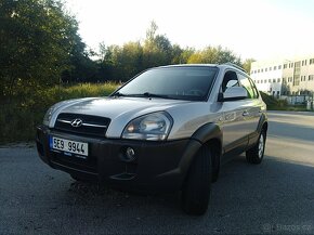 Hyundai Tuscon 4 ×4 - 2