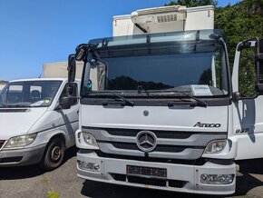 Mercedes-Benz atego 822 chladírensky vůz na maso ve visu - 2