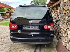 VW Sharan motor 1.9 TDI 85kw + další díly - 2