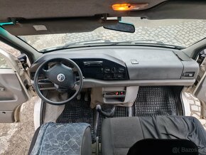 Volkswagen LT35 2.5TDI 80kW 9 míst - 2