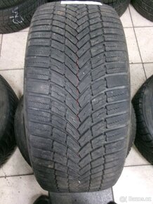 225/45 R17 BRIDGESTONE (cca 5mm) č.15334 - 2