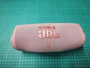 JBL Charge 5 - růžová - 2