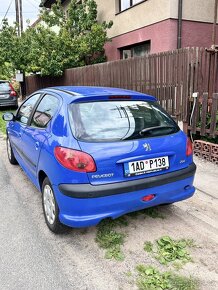 Peugeot 206 2005 rv 97000 km - 2