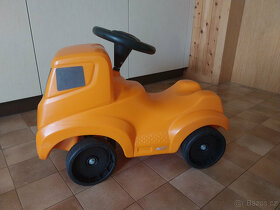 Oranžové auto od DAF - 2