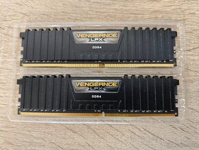 Corsair Vengeance LPX DDR4 16GB - 2