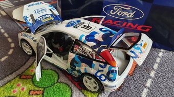 Ford Focus wrc 1:18 rally rarita Petter Solberg, Action - 2