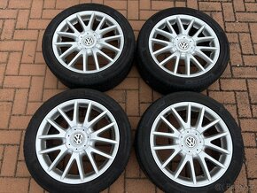 Alu original letni sada VW 5x112 7J ET54 225/45 R17 - 2