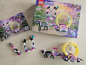 LEGO Friends 41686 - Kouzelná akrobacie - 2