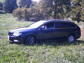 skoda superb II 1.6 tdi geenline - 2