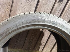 Nokian 245/40 R18 zimní - 2