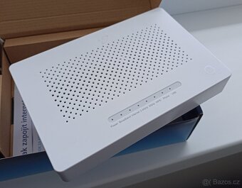 Prodám zánovní router na wifi značky O2 - 2