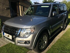 Mitsubishi Pajero 3.2 Di-D INSTYLE 7-Míst 176kW - 2