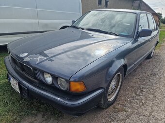 BMW 730i e32 - 2