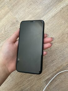 Prodám iPhone 11 pro 64GB - 2