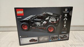 LEGO® Technic 42160 Audi RS Q e-tron - 2