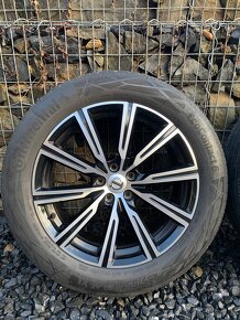 Volvo XC60 alu 19 kola s letními pneu 235/55 R19 - 2